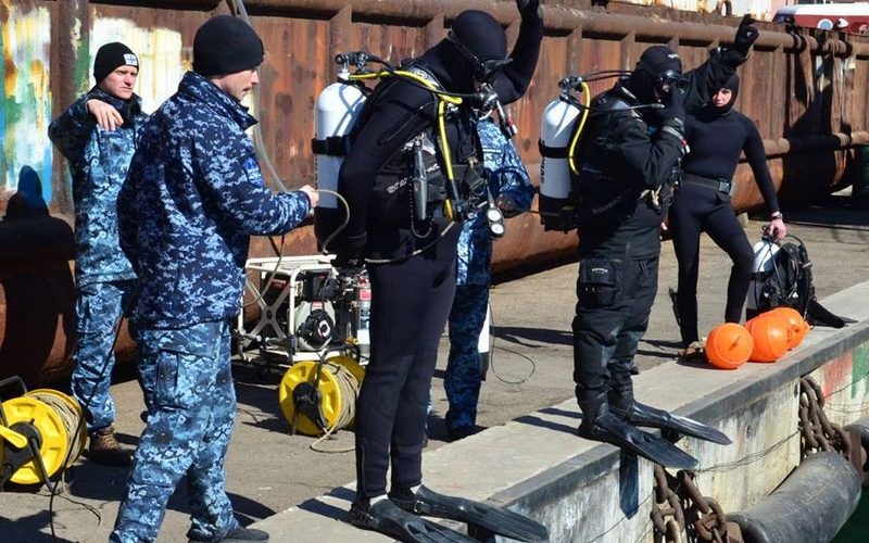 В Практичній гавані Одеси відбувся черговий тренувальний день водолазних спеціалістів ВМС (ФОТО)