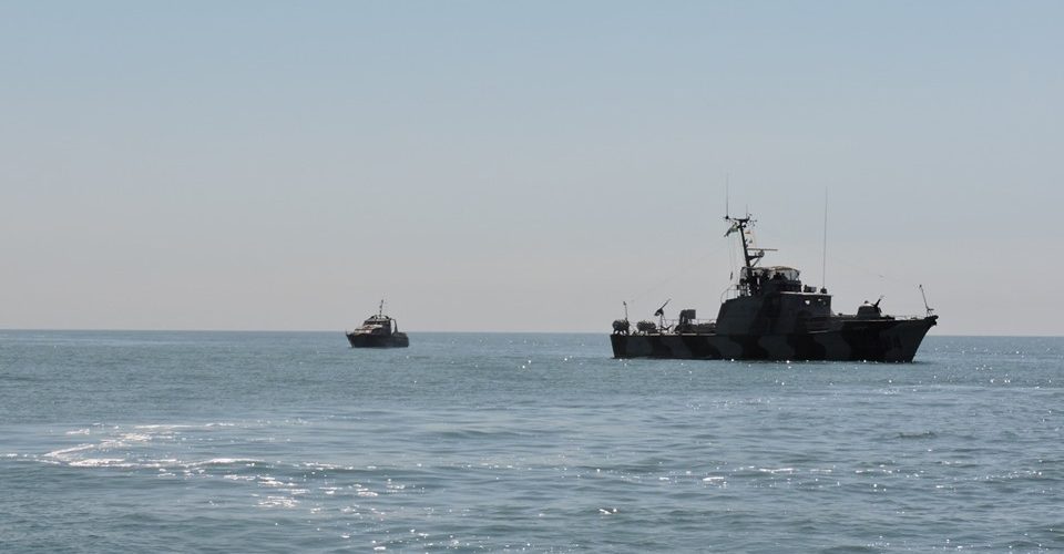 Штаб ООС другу добу фіксує провокативні дії кораблів Берегової охорони ФСБ РФ в Азовському морі