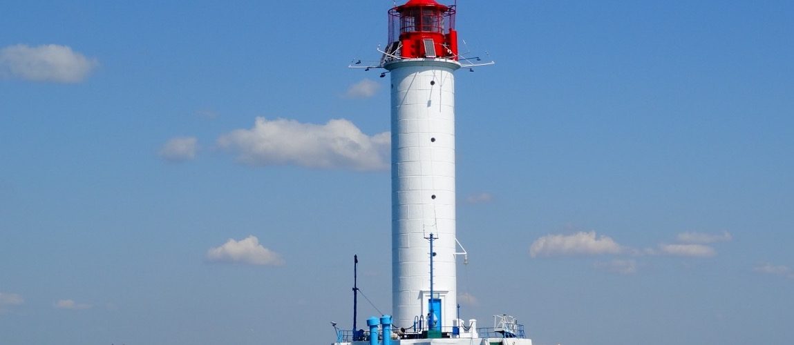 Держгідрографія капітально відремонтувала морський символ Одеси – Воронцовський маяк