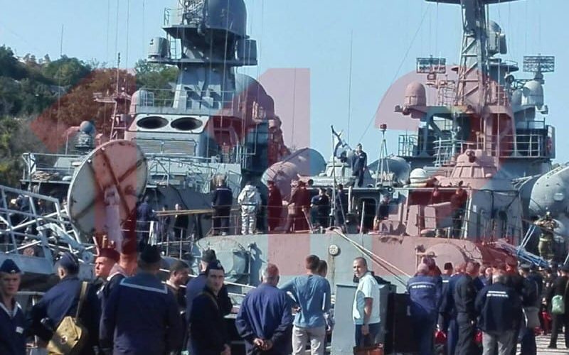 В Севастополі загорівся ракетний катер “Шуя” Чорноморського флоту ВМФ Росії