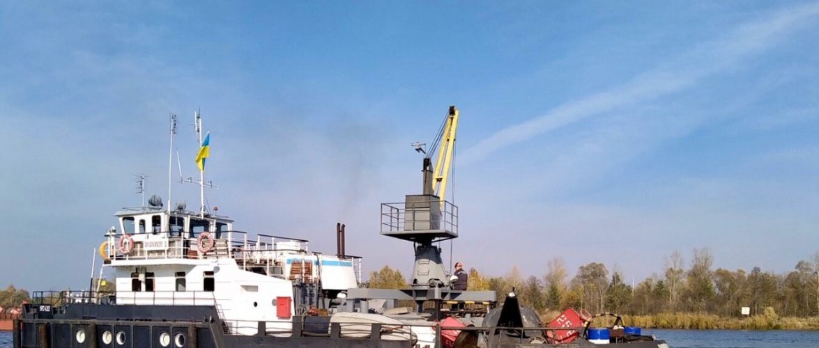 Держгідрографія розпочала зняття навігаційного обладнання на ріках
