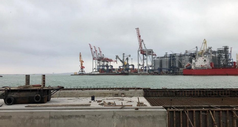 Чиновники Одеської філії АМПУ “заробили” 55 млн.грн. на реконструкції причалу – СБУ