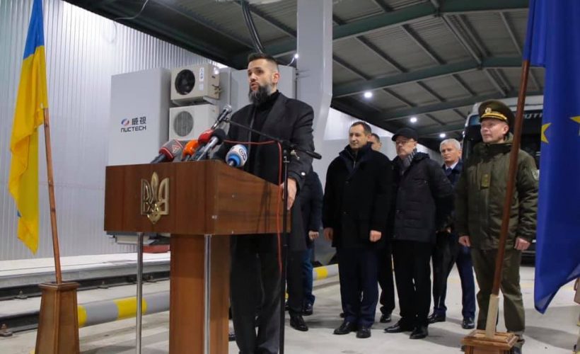 Нова митниця переходить до надання швидких і зручних послуг, – Максим Нефьодов