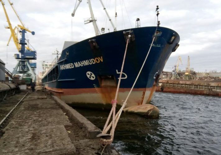 Миколаївський річковий порт розпочав перевалку шроту гранульованого фірми «Ерідон»