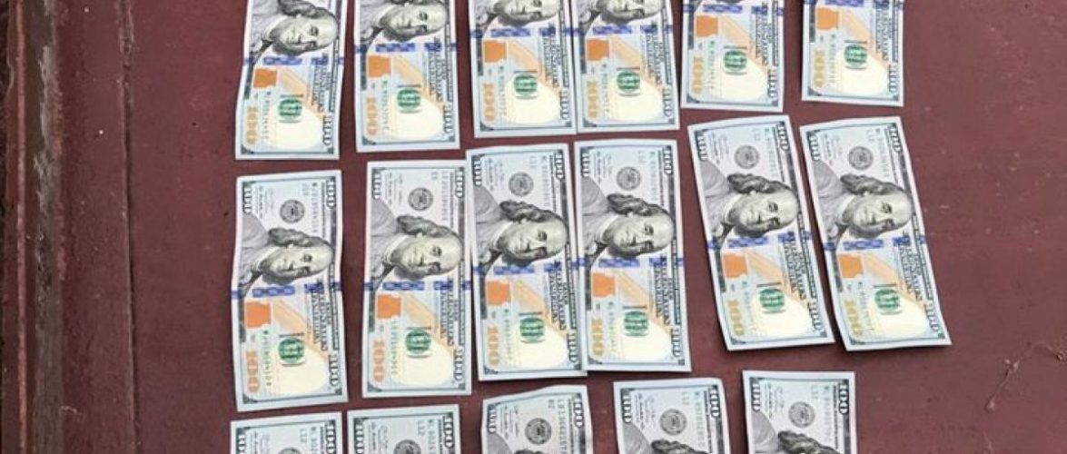 Розслідування стосовно викритого «на гарячому» судді з Сумщини завершено