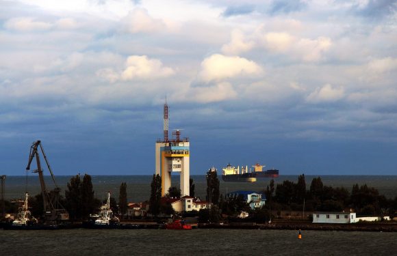 У морському порту Південний встановлено історичний рекорд вантажоперевалки