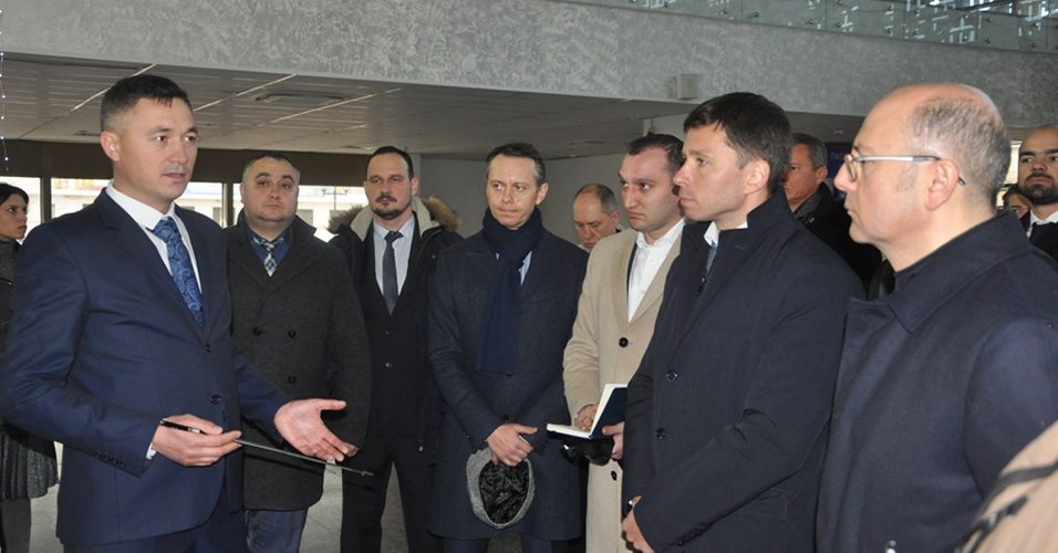Одеський порт відвідала азербайджанська делегація на чолі з міністром енергетики Пярвізом Шахбазовим