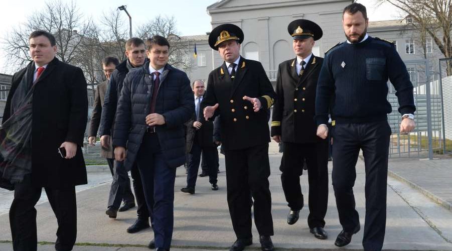 Сьогодні є потреба у розвитку судноплавства як важливої галузі економіки України, – Дмитро Разумков
