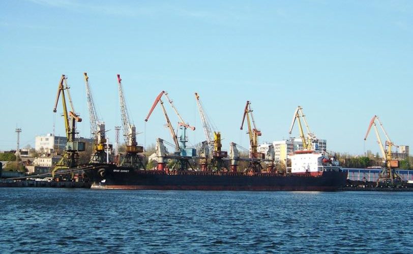 Суд скасував призупинення судом концесії Херсонського морпорта