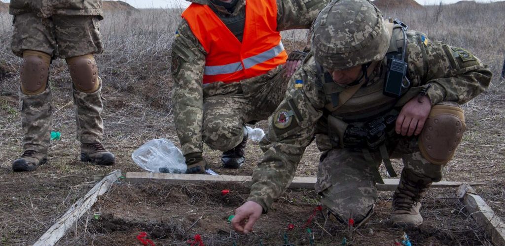 Триває підготовка морських піхотинців за участю військових Канади в межах навчально-тренувальної місії Operation UNIFIER