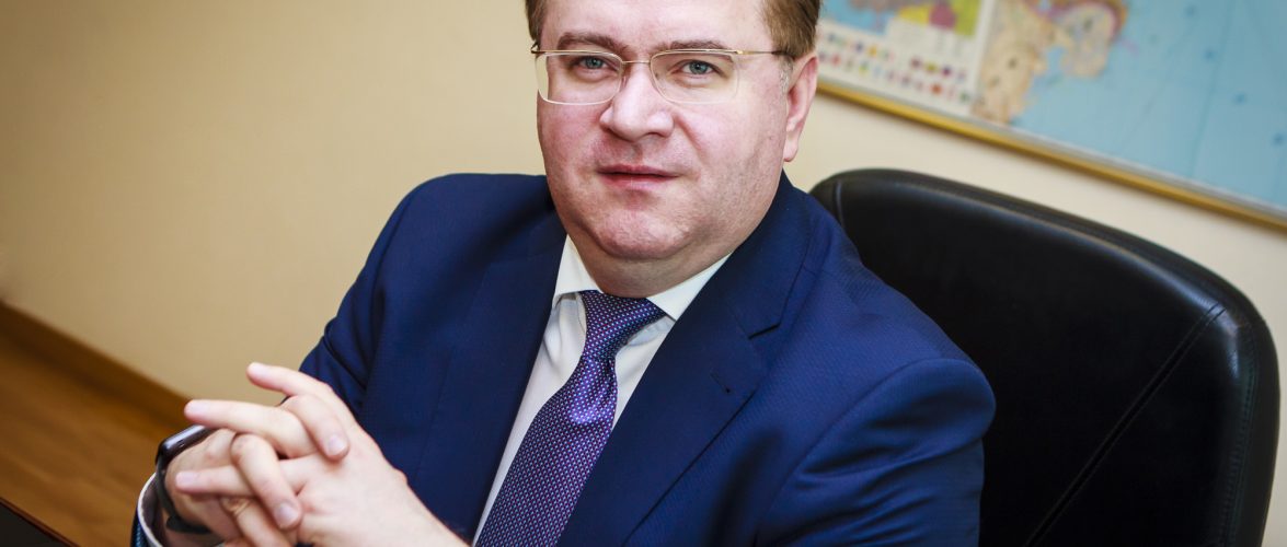 (ФОТО) Державний секретар Мінінфраструктури передавав таємні документи про заходи безпеки в Чорному та Азовському морях – СБУ