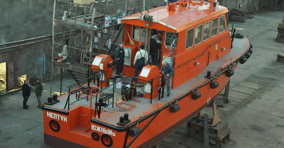 «Судноверф «Україна» спустила на воду буксир ALEXANDRIA та лоцманський катер «Нептун»
