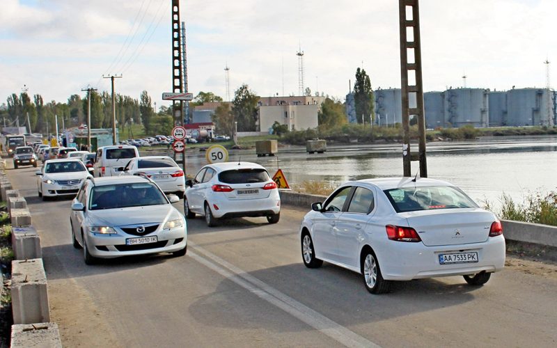 В Адміністрації морського порту Чорноморськ готуються до капітального ремонту берегових сполучень понтонної переправи