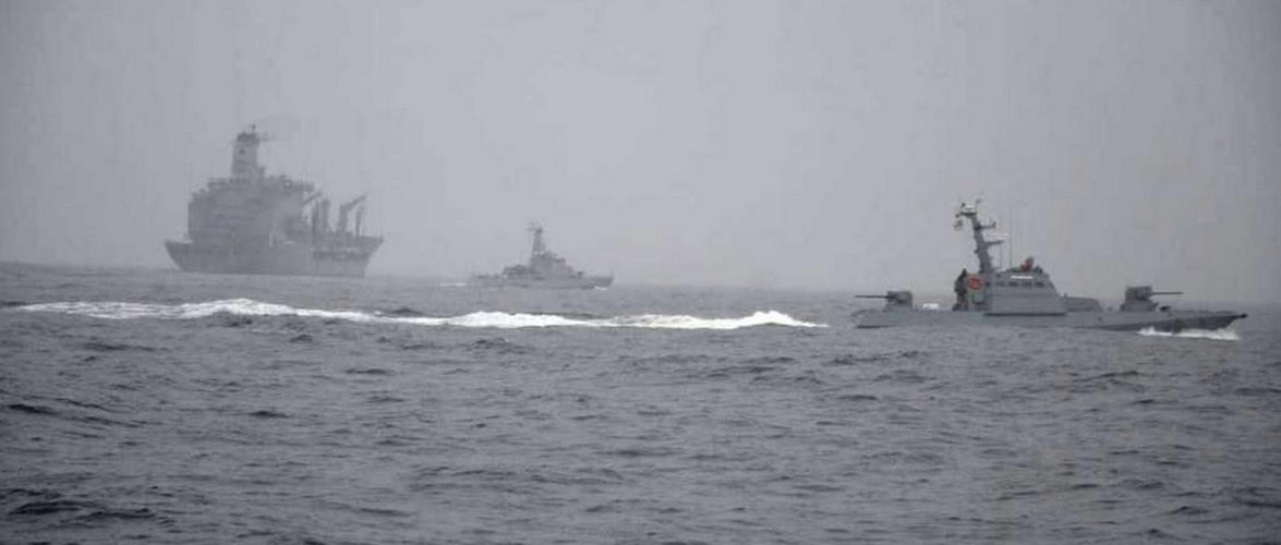 Українські ВМС провели тренування типу PASSEX з кораблями ВМС США