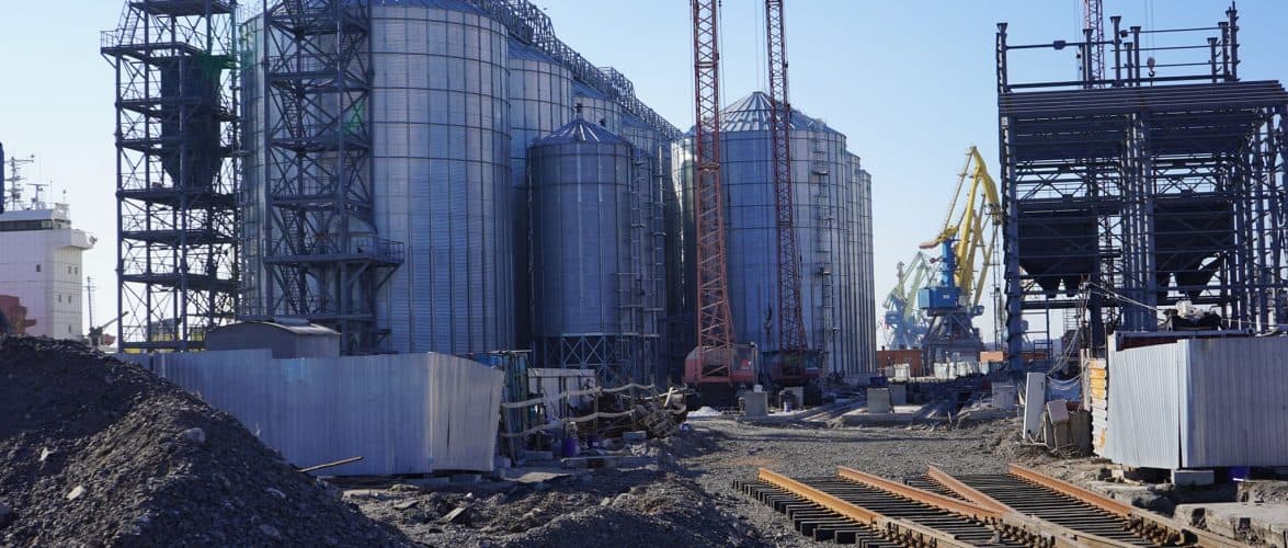 У Маріупольському порту почався завершальний етап будівництва зернового терміналу