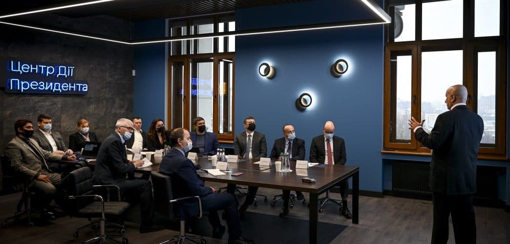В Офісі Президента відбулася зустріч з представниками компанії DT World (ОАЕ), присвячена реформуванню української митниці