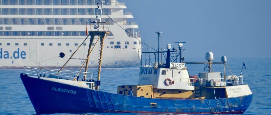 Український екіпаж судна ALBATROS GUARD VSL затримали за перевезення 18 тонн гашишу в Іспанії