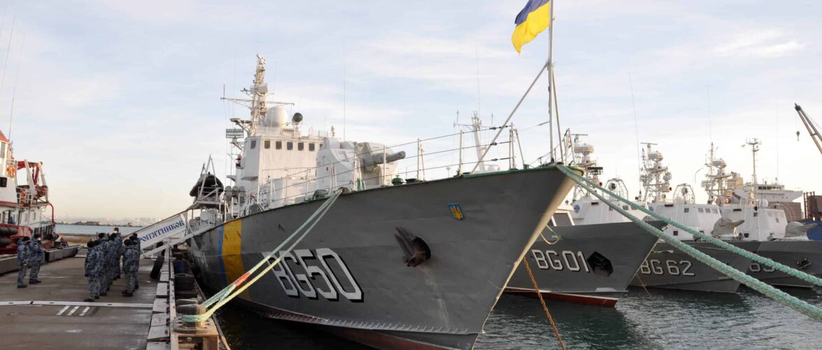 (ВІДЕО) ДПСУ заявляє про знищення каналу нелегального транспортування нафти у Чорному морі