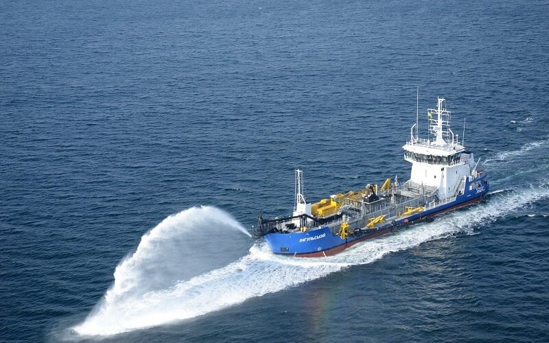 Адміністрація морських портів України розпочала днопоглиблення в акваторіях БДЛК та ХМК
