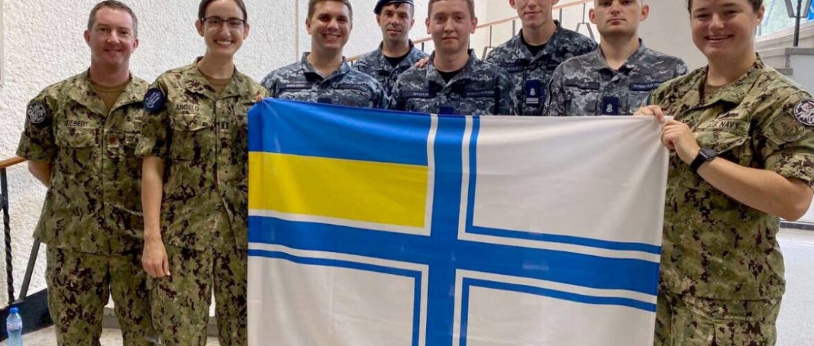 Українські моряки в Болгарії вдосконалювали навички управління кораблем за стандартами НАТО