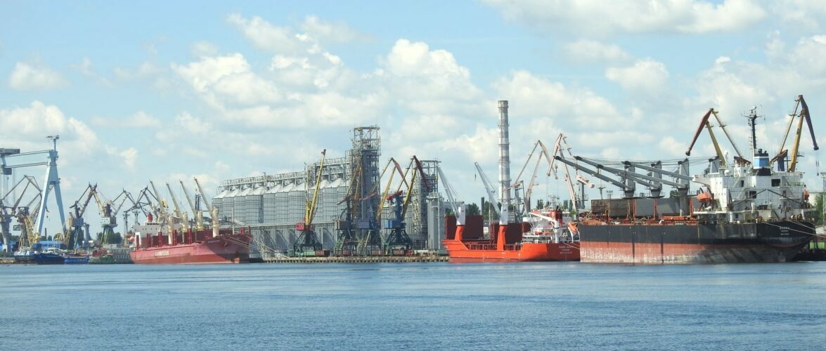 За 6 місяців Миколаївським морським портом було перевалено 11927,5 тис. тонн вантажів