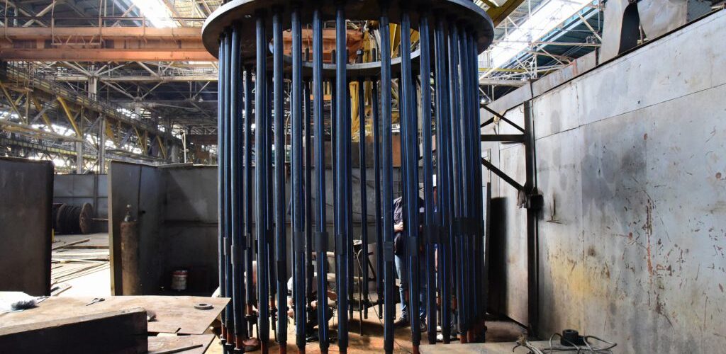 (ФОТО) Суднобудівний завод “Океан” виготовить 72-метровий флагшток під прапор України