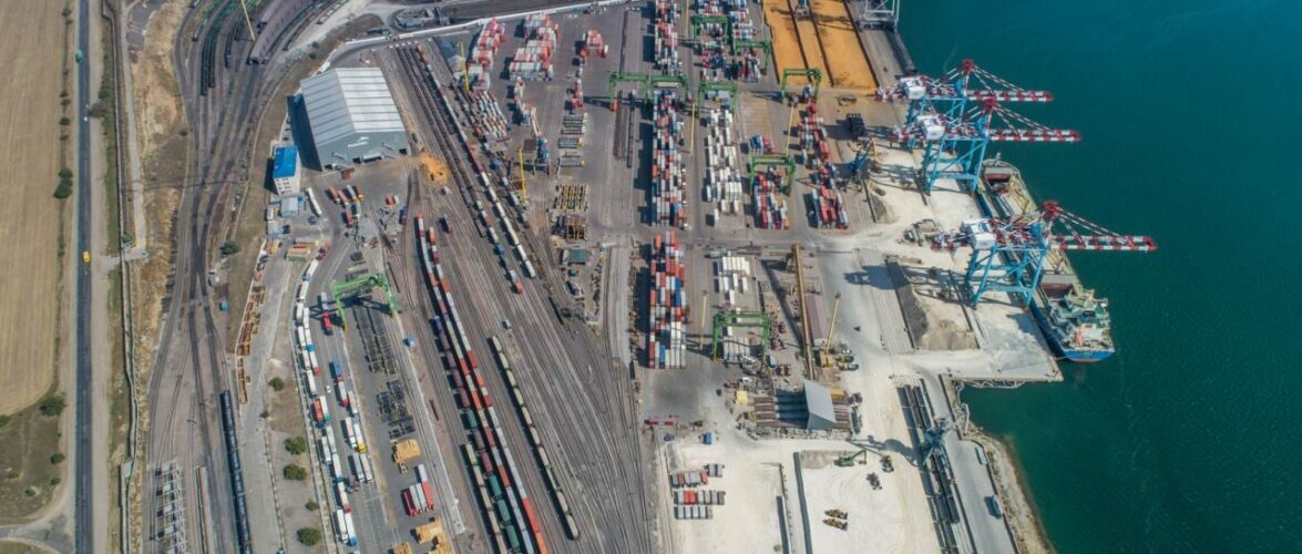 На DP World TIS-Pivdennyi заходить турецька контейнерна лінія Akkon Lines