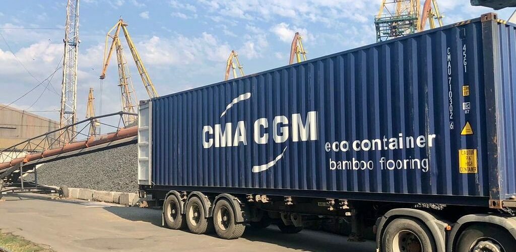 Херсонський порт почав вантажити перші 40 контейнерів на експорт