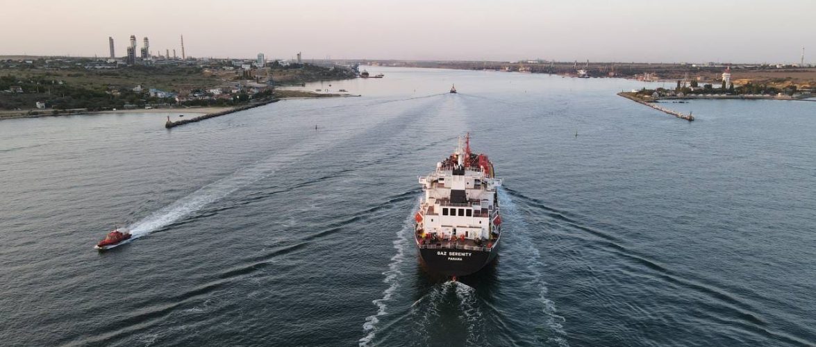 Морський порт Південний обробив 32 млн 775 тис. тонн з початку року