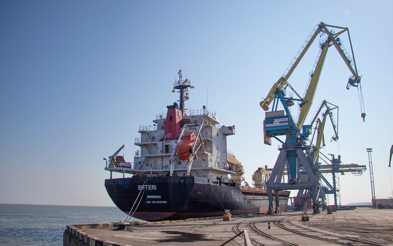 Морські порти України обробили 106 мільйоні тон вантажів за 9 місяців