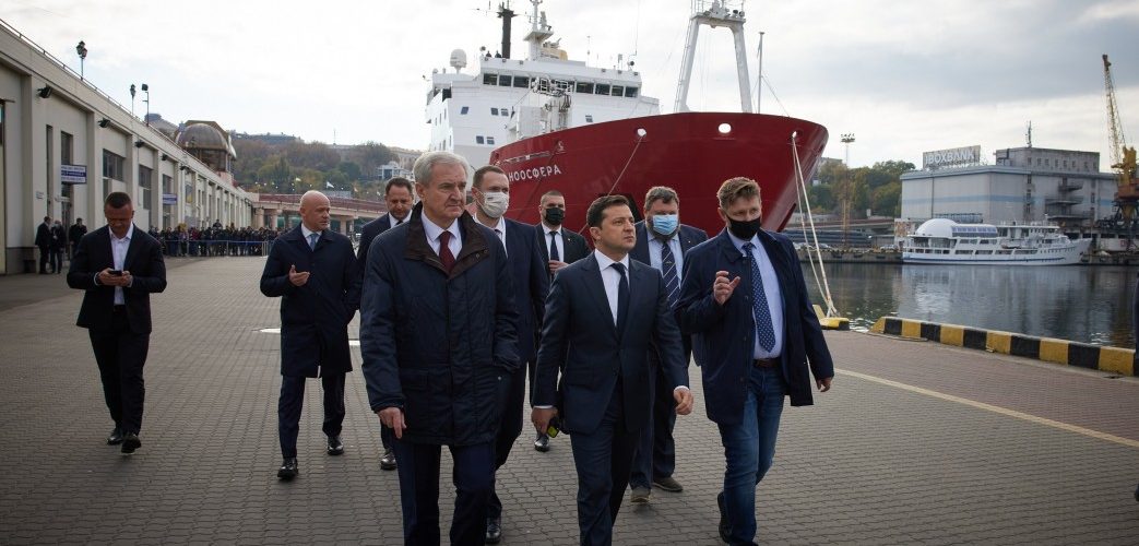 Президент оглянув криголам «Ноосфера», який держава придбала для українських полярників