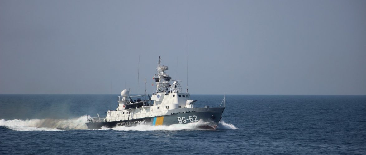 Командиру корабля морської охорони повідомлено про підозру у справі з танкером «Delfi»